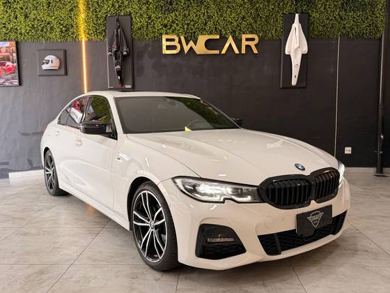 BMW 320i 2.0 16V TURBO FLEX M SPORT AUTOMÁTICO BMW 320i 2.0 16V TURBO FLEX M SPORT AUTOMÁTICO